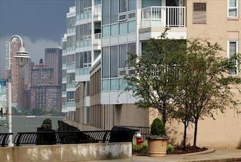 Cesar Suites At Harborside * New York